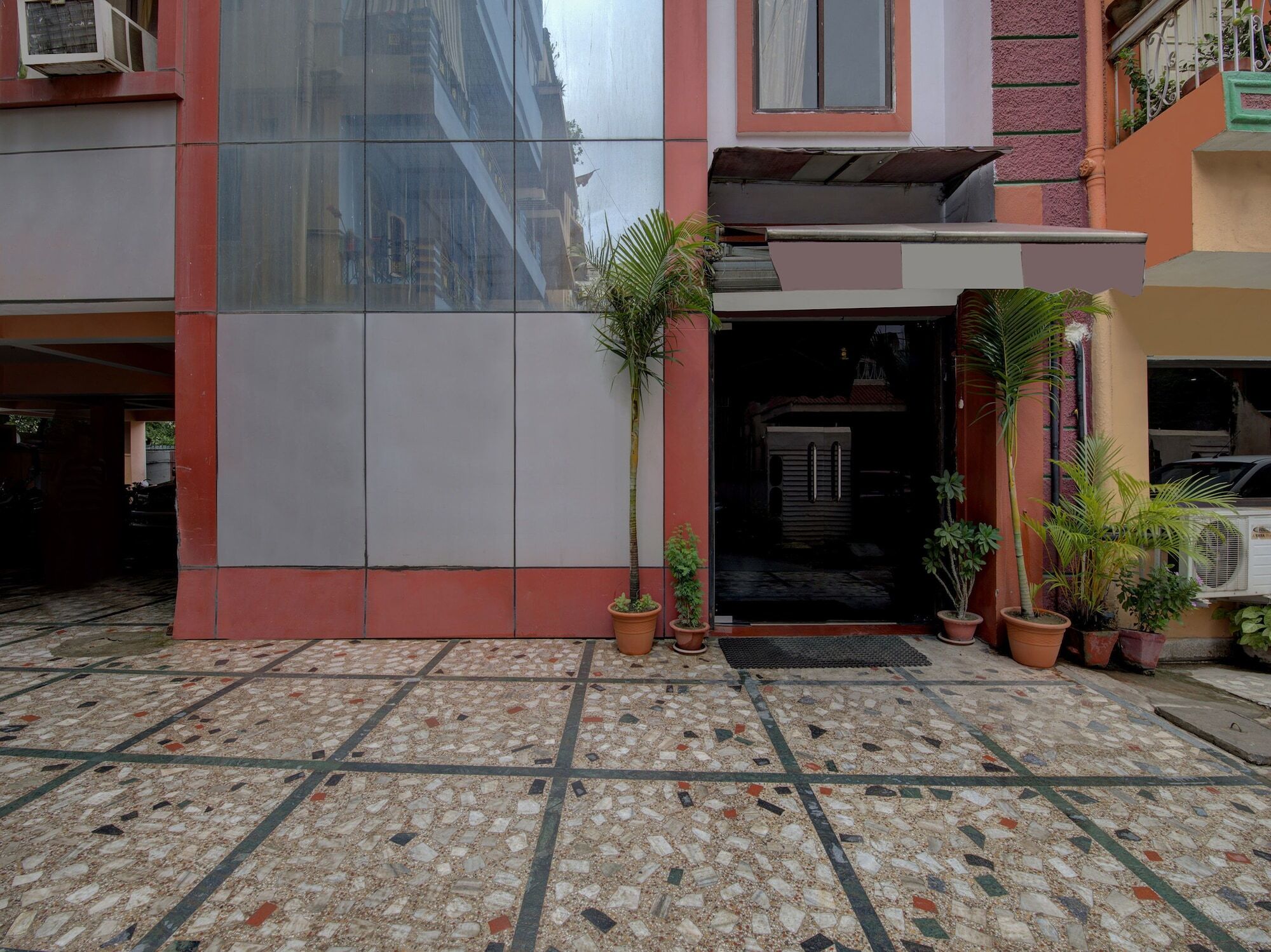Oyo 4275 Hotel Sunraj Residency Ranchi Exteriör bild